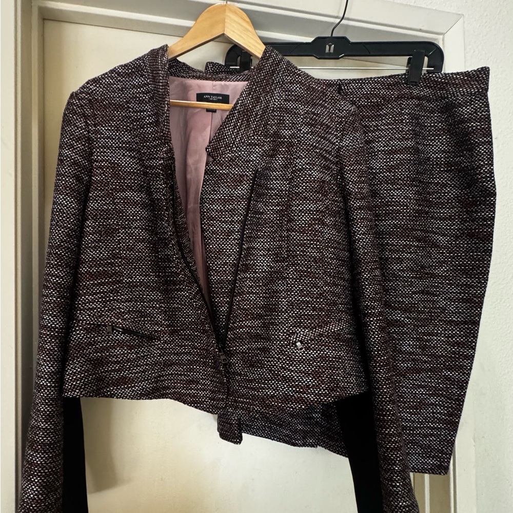 Ann Taylor Brown Tweed Skirt Set - Picture 5 of 15